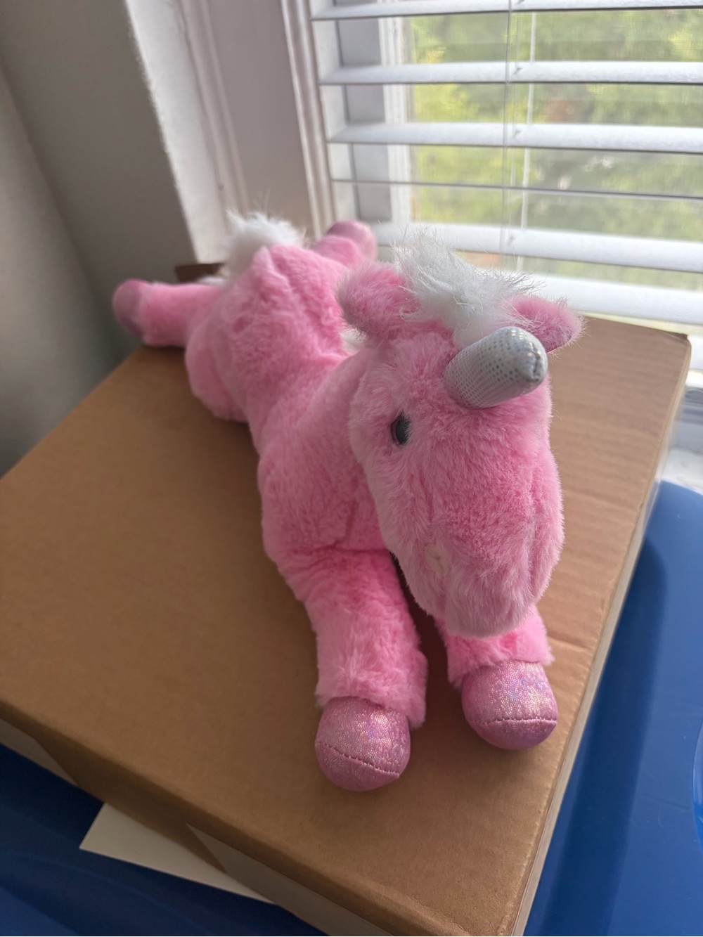 The Petting Zoo Pink Unicorn Plush | Extended Legs | Very Good Condition